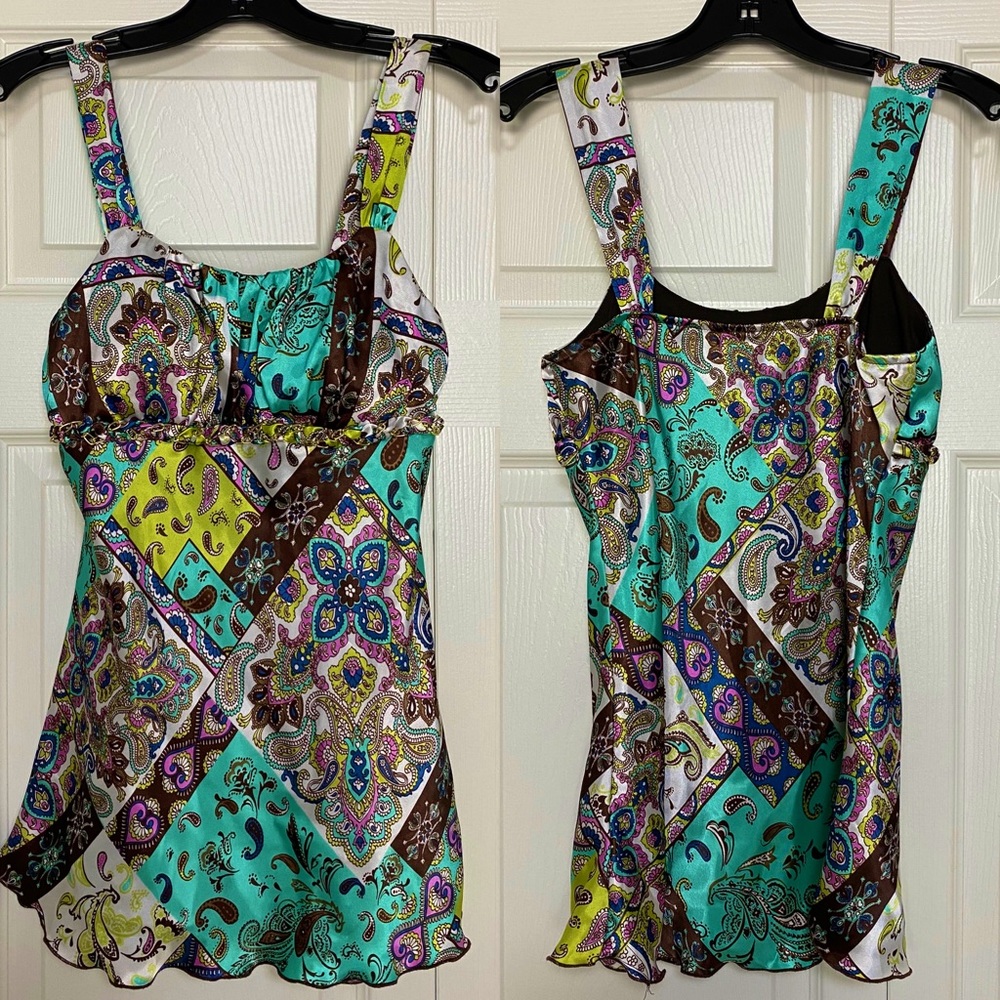 iZ Byer California Paisley Chain Empire Top